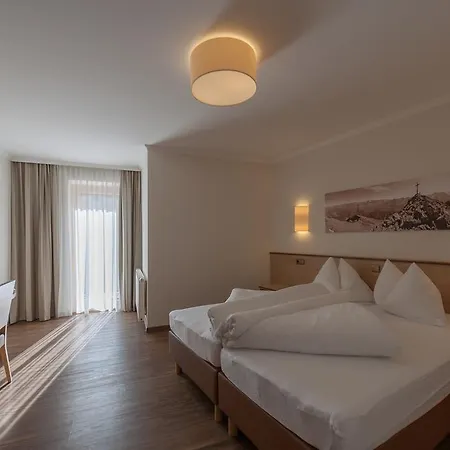 The Classic By Regina * Sölden