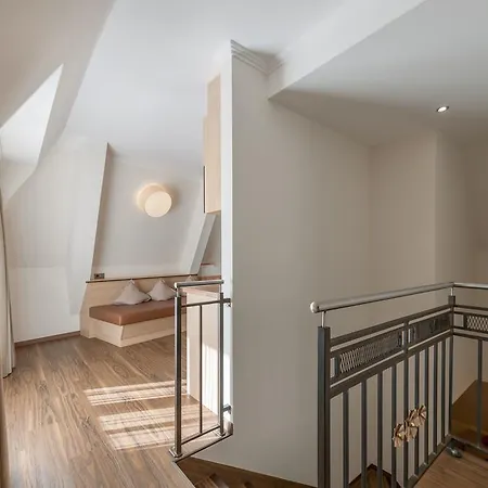 The Classic By Regina Apartment Solden