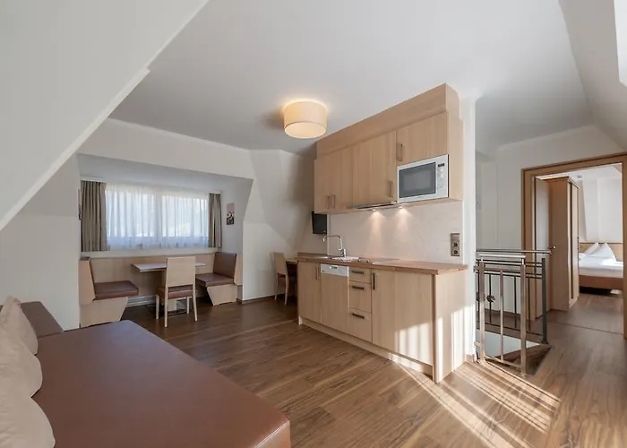 The Classic By Regina Apartment