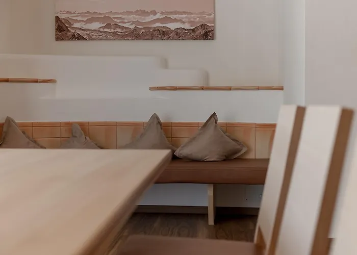 The Classic By Regina *